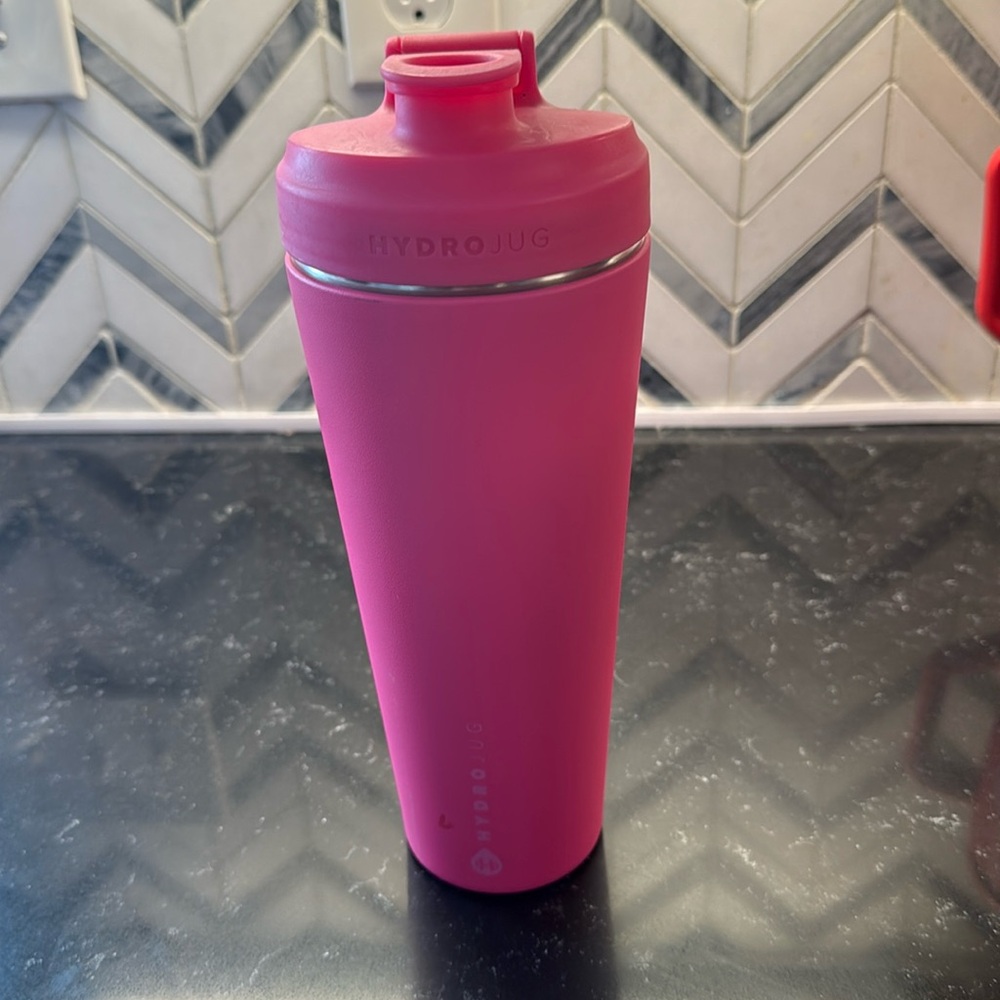 HydroJug Pink Shaker 24 oz